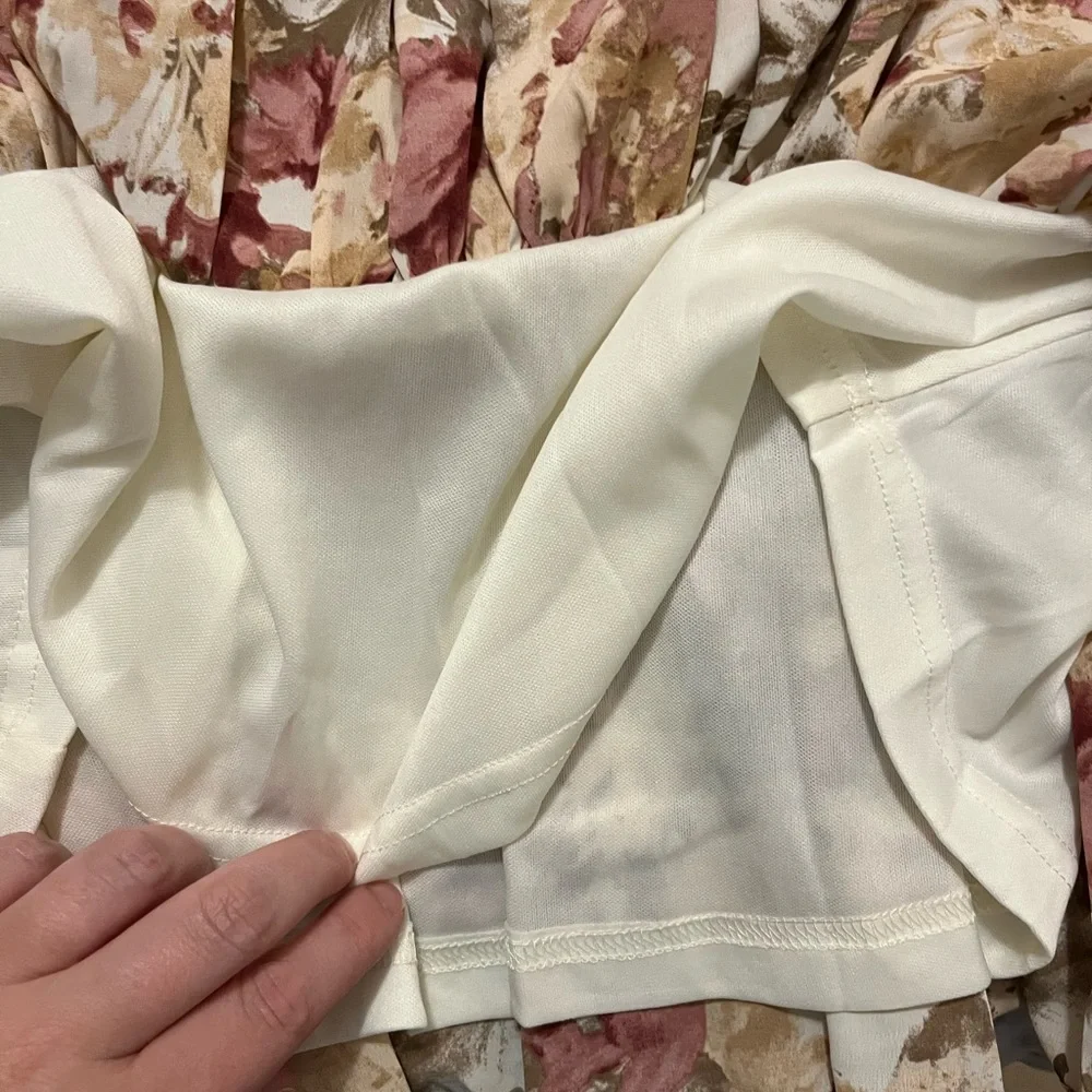 NWT Petal & Pup Long Sleeve Floral Ruffle Feminine Mini Dress: Size 10 - Picture 10 of 13